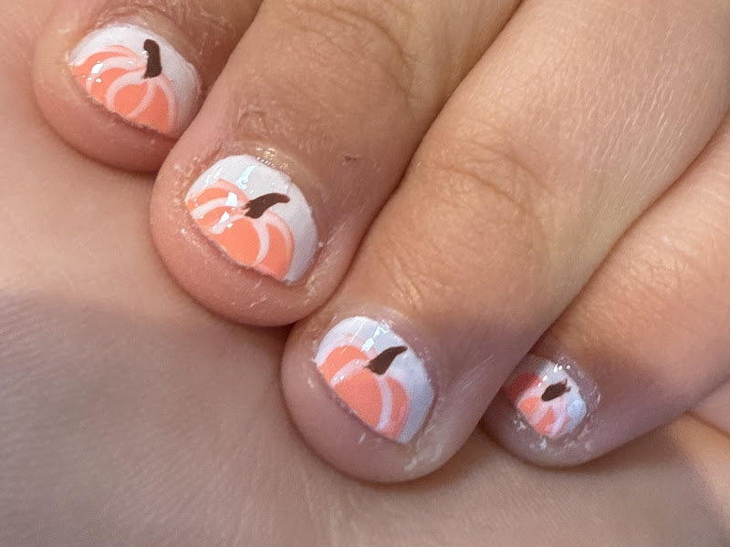 Deluxe Nails & Spa Val Caron